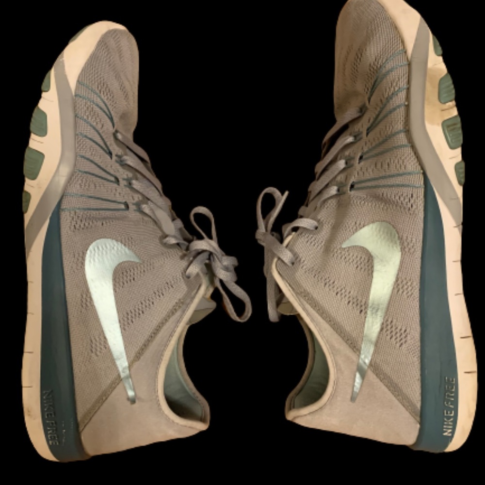 Nike Free TR 6 Womens Training Shoe 833413 007 - Size 9